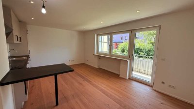 ... AIGNER - exzellente, kernsanierte Wohnung mit Balkon und EBK in gehobener Ausführung ...