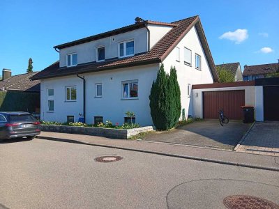 Nur mit WBS!!! 4-Zimmer-Wohnung, Garten, Garage – nur mit WBS!!!