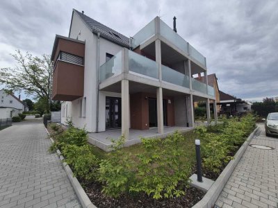 Wohnung im Erdgeschoss 2Z, EBK, Gartenanteil, Stellplatz, A+, Südterasse, Erstbezug