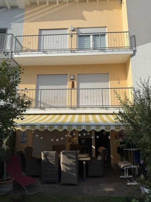 Schönes und gepflegtes 4-Raum-Reihenhaus mit EBK in Viernheim