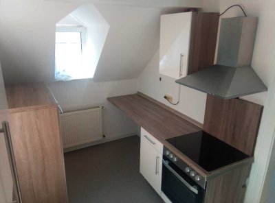 Oberlahnstein, helle  Dachgeschoßwohnung -zentral gelegen-