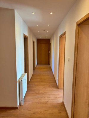 4-Zi.-Wohnung auf 1 Etage inkl. Garten