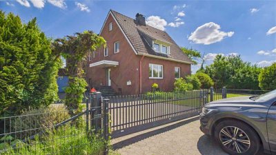Rückzugsort im Grünen: Großzügiges Haus mit großem Grundstück
