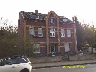 Inden-Lucherberg MfH-3 Wohneinheiten ca.200 m² Sanierungshaus