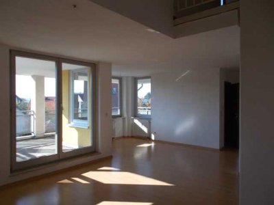 + + + 3,0-Zimmerwohnung mit großem Balkon! + + +