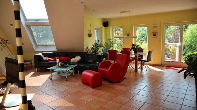 WUNDERBARES MODERNES 2-FAMILIENHAUS MIT GARTEN-POOL IN KORSCHENBROICH-PESCH!