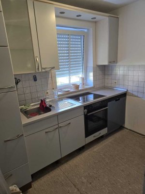 3-Zimmer-Wohnung, Obergeschoss, Nähe Klinikum