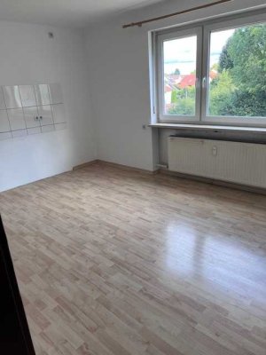 Geräumige 4-Zimmer-Wohnung mit Balkon in Vilshofen an der Donau
