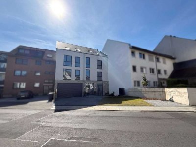 Neubau, Helle 2-Zimmer-Wohnung mit Einbauküche und Balkon