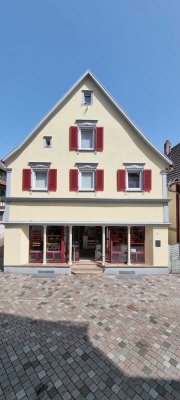 Sehr gepflegtes Wohn- Geschäftshaus zentral gelegen in Oberkirch-(ASI 569)