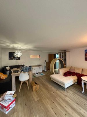 3-Zimmer-Wohnung mit Sauna, Einbauküche & Stellplatz in Ruderatshofen