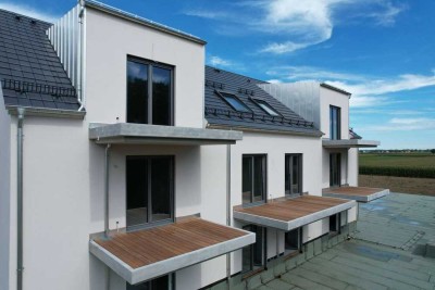 Charmante 2-Zimmer-Wohnung mit Balkon in Anzings ruhiger Lage (B6)