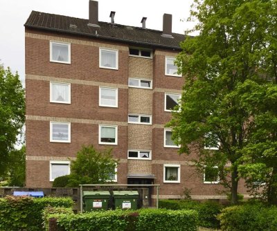 Schöne 3-Zimmer-Wohnung mit Balkon und Außenjalousien