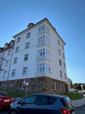 Charmant große 3-RW im 3.OG mit großer Küche und Bad  zu vermieten