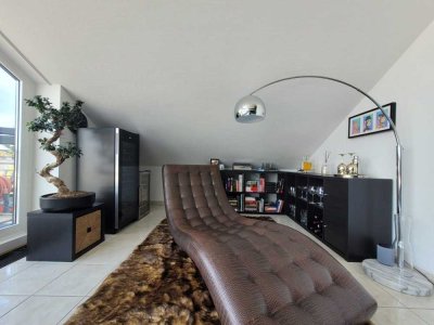 Luxus Penthousewohnung mit Dachterrasse und Garage in Hürth-Sielsdorf