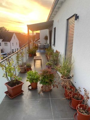 Neubau; besonders attraktive und helle 3 Zi-Wohnung mit Balkon mitten im Rhein-Main Gebiet