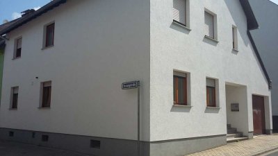 Schönes und gepflegtes 4-Zimmer-Einfamilienhaus in Ochtendung