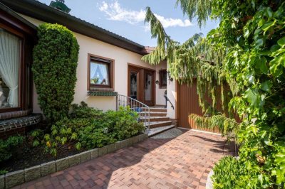 ***Bungalow mit vielseitigem Raumangebot und liebevoll angelegtem Außenbereich in Stuhr-Brinkum