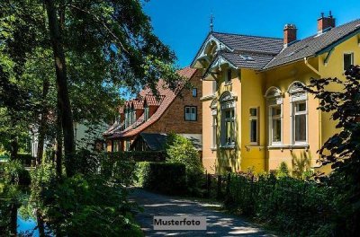 Doppelhaushälfte mit großer Dachterrasse + provisionsfrei +