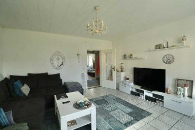 Sehr gute Kapitalanlage - Gepflegte 3-Zimmer Wohnung mit Balkon u. Stellpl. in Grenzach-Wyhlen