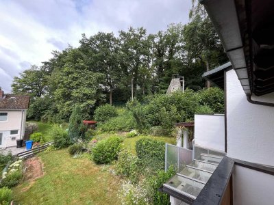 Reihenmittelhaus in ruhiger Waldrandlage! Gute Raumaufteilung, Garage u. Keller! Sofort verfügbar!