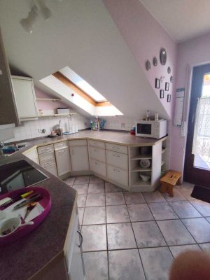 Exklusive, gepflegte 3-Raum-Maisonette-Wohnung mit geh. Innenausstattung mit Balkon und EBK