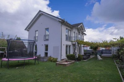 Großzügiges EFH mit weitläufigem Garten-Ihr grünes Paradies im eigenen Zuhause