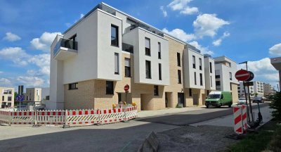 Helle 4-Zimmer m. gr. Terrasse inklusive TG-Platz!