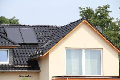 Einfamilienhaus mit Doppelgarage