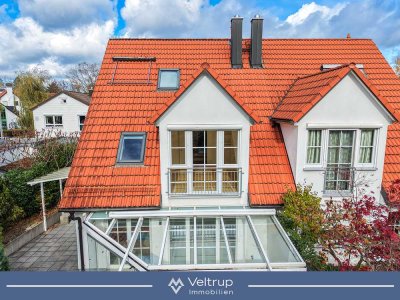 NACHHALTIG & MODERN WOHNEN:
FAMILIENFREUNDLICHE HAUSHÄLFTE IN GRÖBENZELL