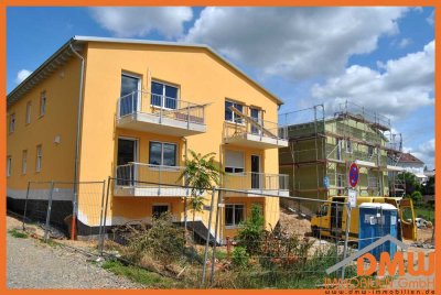 Renovierte 2 ZKB, Balkon, Stellpl, TL-Bad m Dusche nur mit WBS