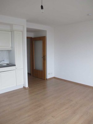 Sehr schöne 2 Zimmerwohnung incl. Autostellplatz