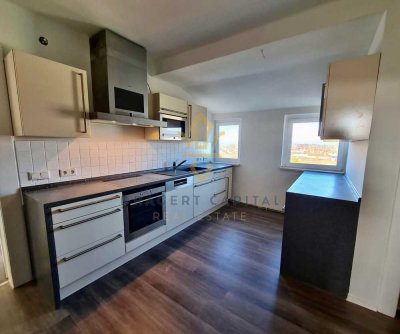 Zeitz Innenstadt, was braucht`s der Worte mehr? Gemütliche & moderne 4 Zimmerwohnung