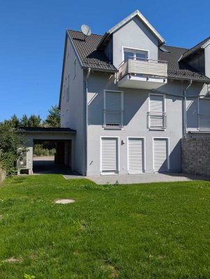 5-Zimmer-Doppelhaushälfte mit großem Garten und gehobener Innenausstattung in Moosburg an der Isar