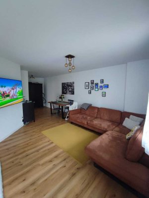 Exklusive 2-Zimmer-EG-Wohnung mit Garten und EBK in Hanau-Mittelbuchen