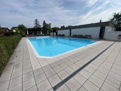 Sehr gut angelegtes Reihenhaus in Ruhelage mit Gemeinschaftspool