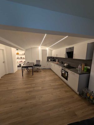 Exklusive, neuwertige 2-Zimmer-Wohnung mit gehobener Innenausstattung in Crailsheim