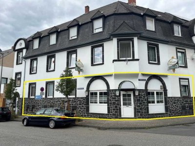 Ehemalige Gaststätte mit angeschlossener 2-Zimmer-ETW, Terrasse und Garten in zentraler Lage von May