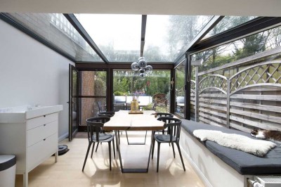 Modernes Reihenhaus mit Wintergarten im Herzen
von Schenefeld