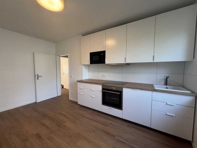 Frisch renoviert & sofort bezugsfrei: Charmante 1,5-Zimmer-Wohnung mit neuer Einbauküche