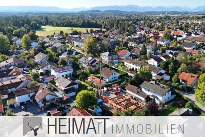 Baubeginn erfolgt: Reiheneckhaus mit Zwerchgiebel, Einzelgarage und Carport in ruhiger Lage