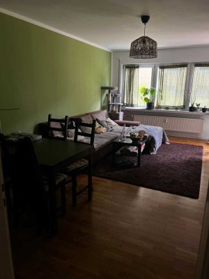 Vollständig renovierte Terrassenwohnung mit vier Zimmern und Balkon in Traunstein