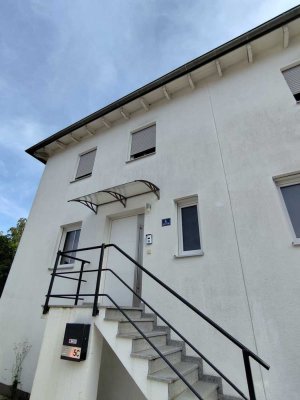 Sonnige Doppelhaushälfte in Vilsbiburg – modern, ruhig & mit Schwedenofen