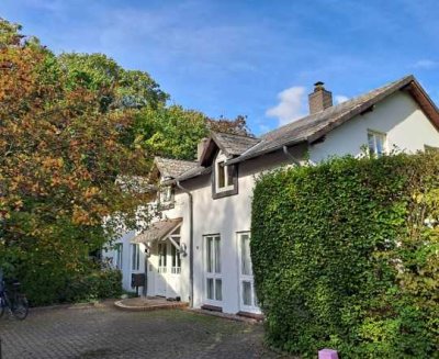 Gut ausgestattete Wohnung in schöner, kleiner Wohnanlage