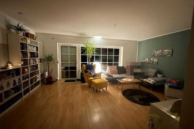 GEMÜTLICHES MITTELREIHENHAUS MIT 5 ZIMMERN + 110M², TERRASSE UND GARTEN