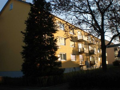 Sehr schöne, helle Wohnung mit Balkon (8)