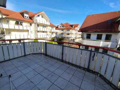 Sanierte 2 Zimmer Wohnung mit EBK, Ostbalkon, Lift und Tiefgarage