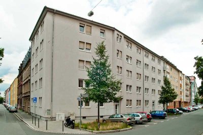 Familientraum für Sie renoviert! 2,5-Zimmer-Wohnung sucht nette Mieter