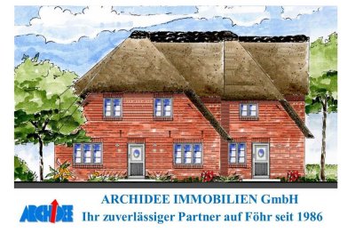 *Reetdachhaus mit zwei Wohnungen und einer Ferienwohnung*
