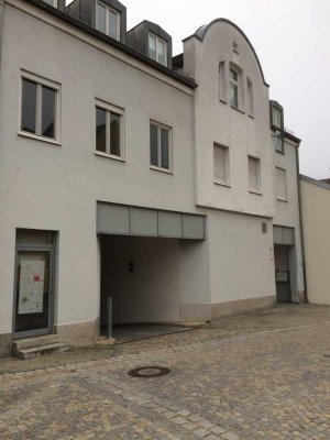 Attraktive und vollständig renovierte 2-Raum-Wohnung in Riedenburg